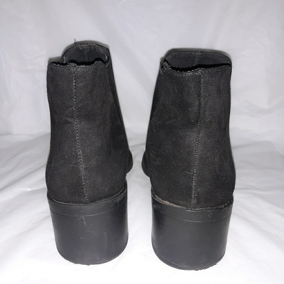 H&M Divided Black Suede Ankle Booties Sz 7 - Picture 2 of 7